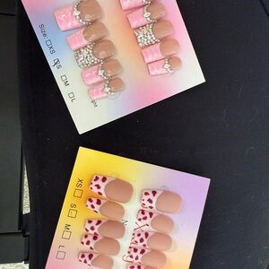 Size small Heart Accent Press-On Nails in Pink and Nude - Unbranded